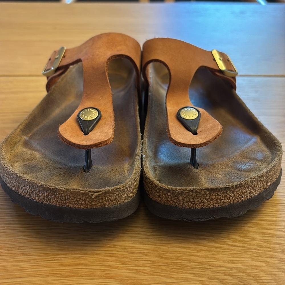 Birkenstock Gizeh Tan Leather Thong Sandals with Buckle - Picture 10 of 10